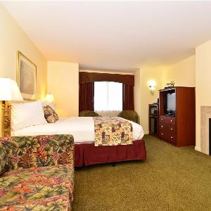 Best Western Cedar Inn & Suites photo