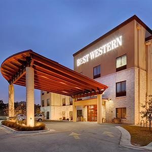 BEST WESTERN PLUS Austin Airport Inn & Suites photo