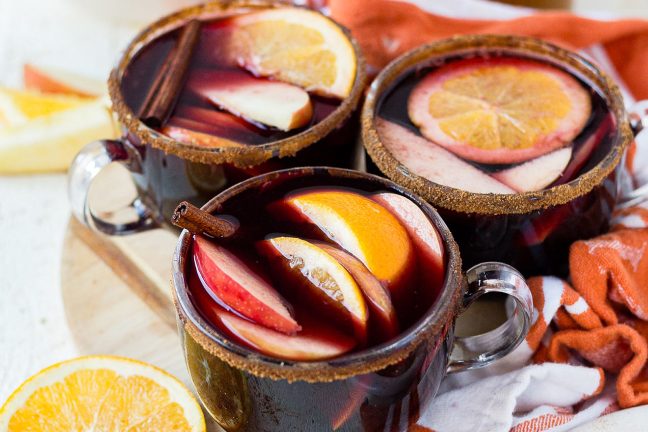 Cups with Spiced Winter Sangria